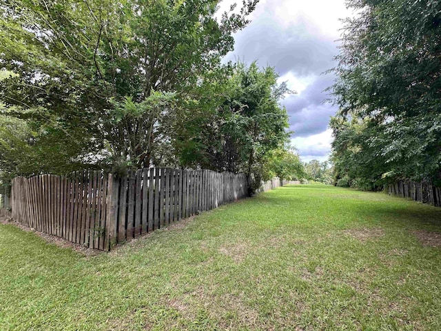5356 Tewkesbury Trce, Tallahassee, FL 32309 - view of yard