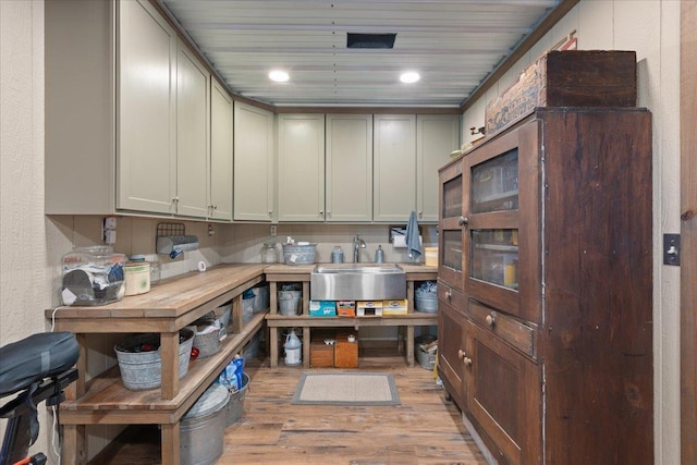 pantry with sink