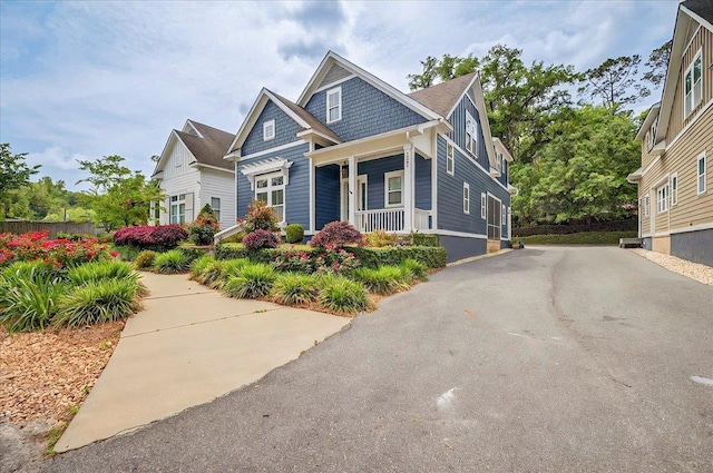 1261 Myrtle View Dr, Tallahassee, FL 32312 - view of front facade featuring covered porch