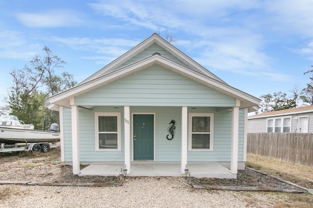 bungalow featuring covered porch