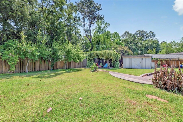 6847 Donerail Trl, Tallahassee, FL 32309 - view of yard featuring an outbuilding