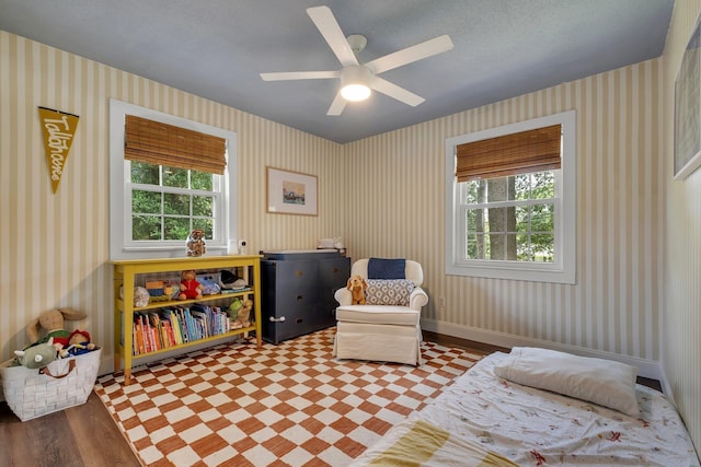 2809 Trebark Dr, Tallahassee, FL 32312 - sitting room with healthy amount of natural light, wallpapered walls, and ceiling fan