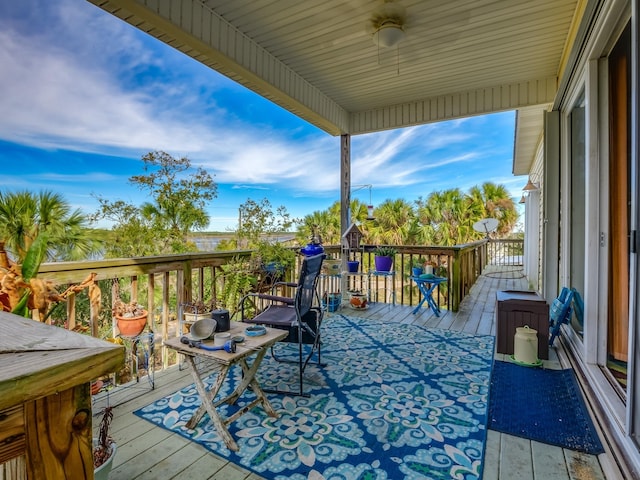 deck featuring ceiling fan