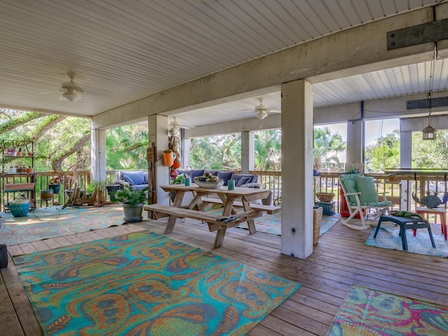 deck featuring ceiling fan