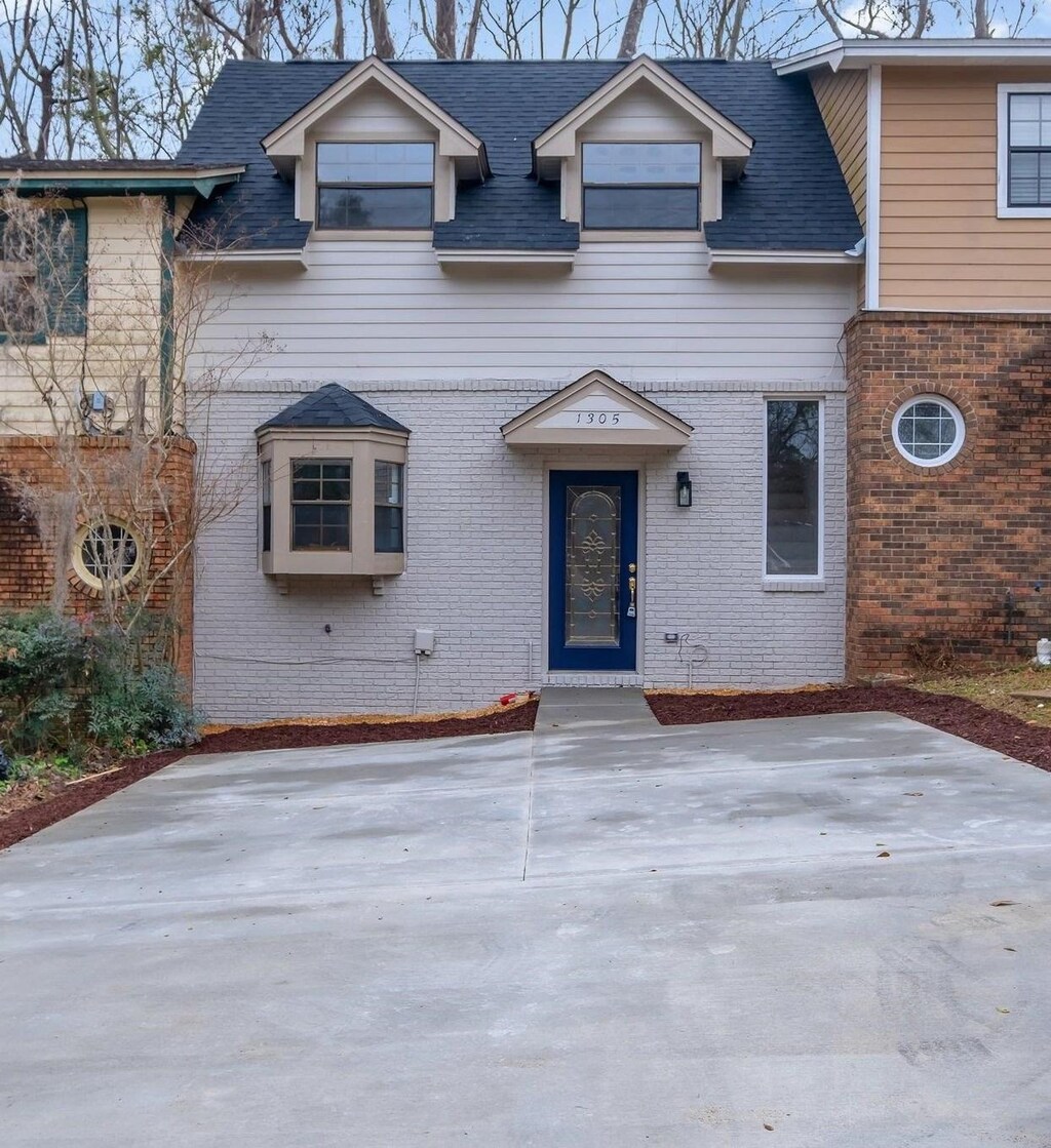 1305 Cross Creek Cir, Tallahassee, FL 32301 - photo 1