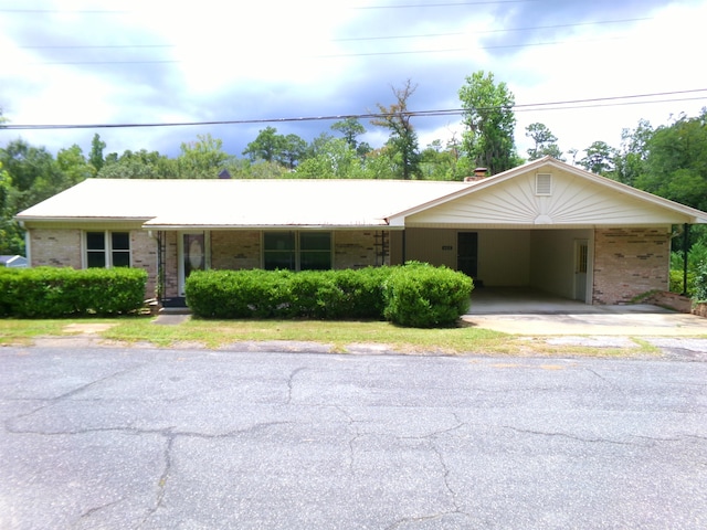 622 Gregory St, Chattahoochee, FL 32324 - photo 1