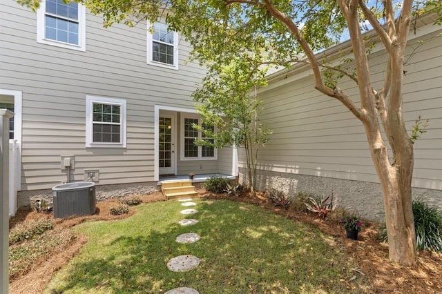 4075 Colleton Ct, Tallahassee, FL 32311 - entrance to property featuring a lawn
