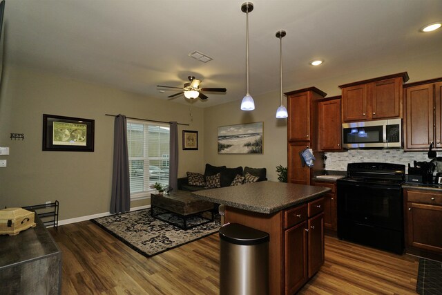1992 Green Castle Ln Unit 807, Tallahassee, FL 32304 - photo 7