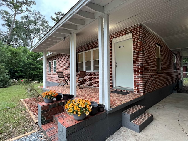 view of patio / terrace with a porch