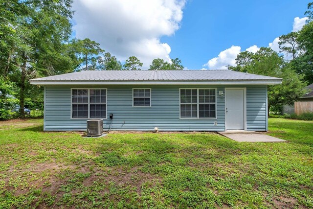 99 Susquehanna Trl, Crawfordville, FL 32327 - photo 2