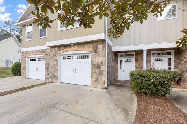 view of front of house with a garage