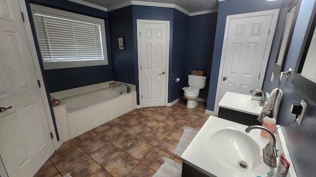 full bath with crown molding, baseboards, toilet, a garden tub, and vanity