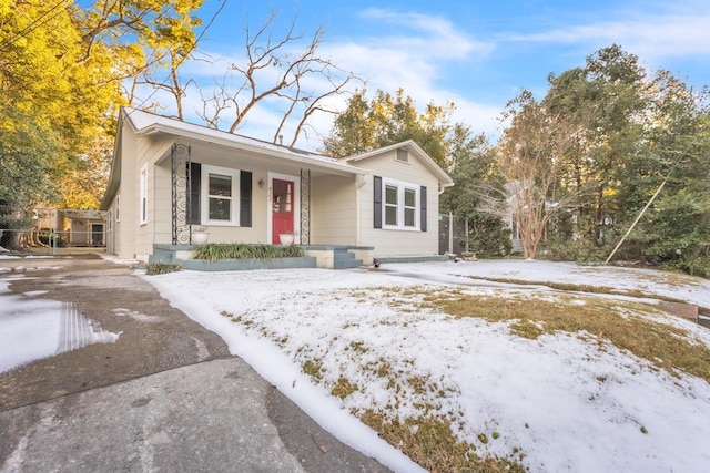 view of front of house with a porch