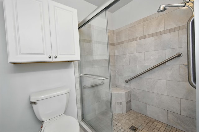 1118 W Green St, Perry, FL 32347 - bathroom with a shower stall and toilet