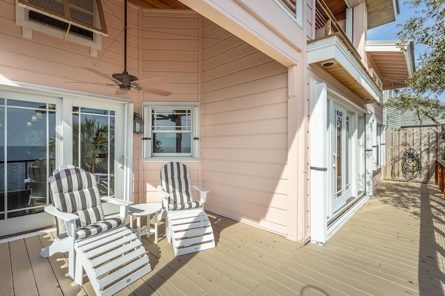 deck with ceiling fan