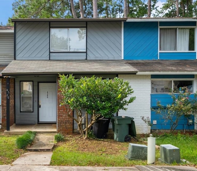 view of townhome / multi-family property