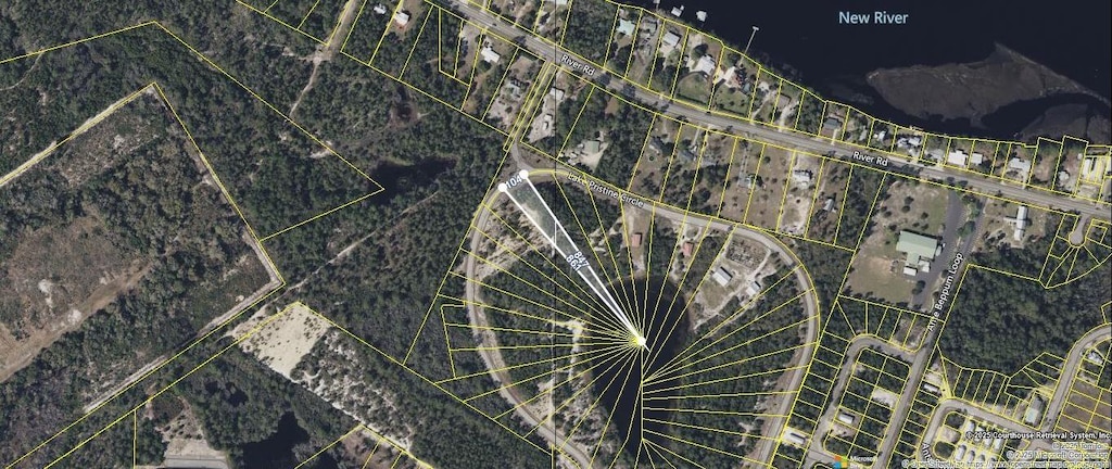 106 Lake Pristine Cir, Carrabelle, FL 32322