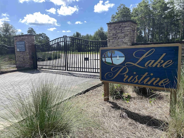 106 Lake Pristine Cir, Carrabelle, FL 32322 - photo 1