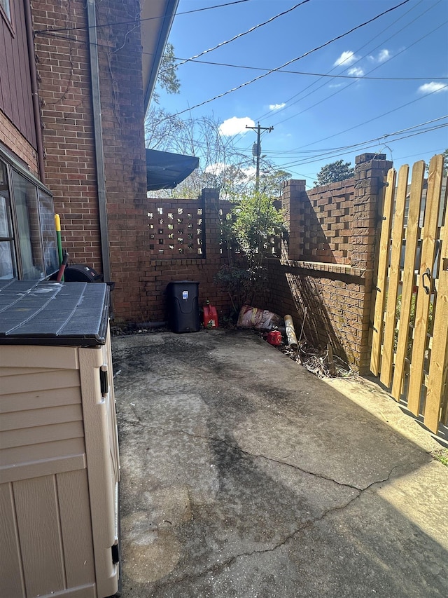 214 Belmont Rd, Tallahassee, FL 32301 - view of patio / terrace