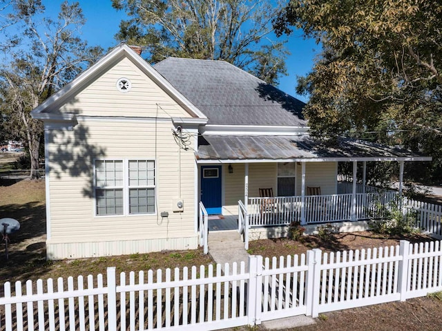 view of front of property with a porch