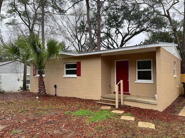 view of front of home