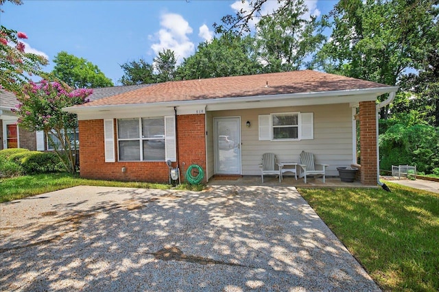 818 Elizabeth Dr, Tallahassee, FL 32303 - photo 2