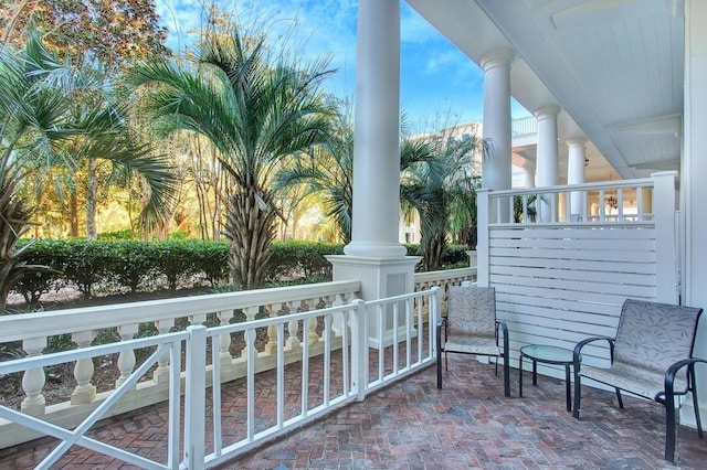9500 Grand Sandestin Blvd Unit 2103, Walton Beaches, FL 32550 - view of covered porch