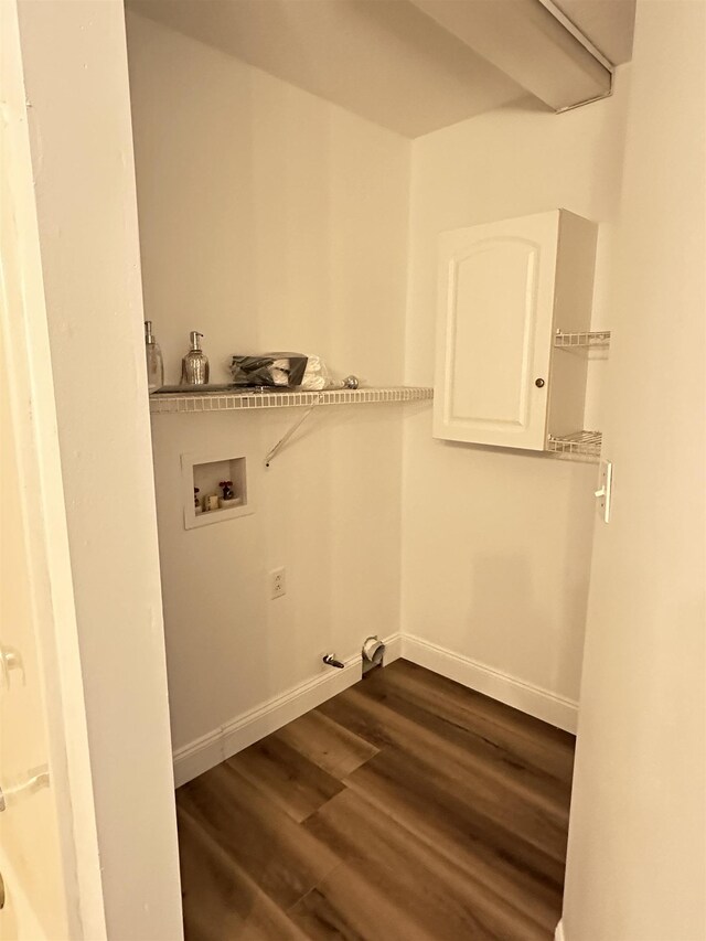 594 Green Oaks Rd, Havana, FL 32333 - washroom featuring hookup for a washing machine, dark wood-type flooring, and gas dryer hookup