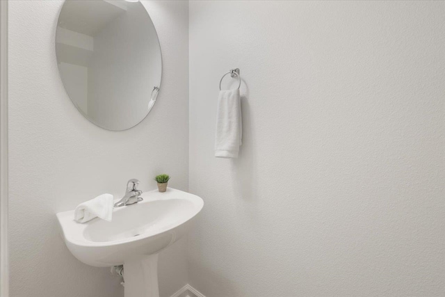 4312 Four Oaks Blvd, Tallahassee, FL 32311 - view of bathroom
