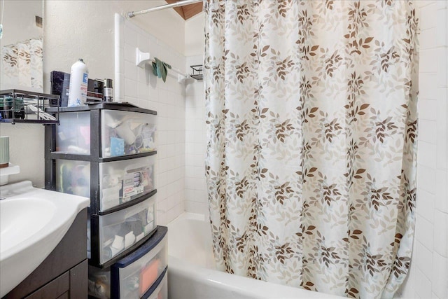 1286 Rumba Ln -, Unit Tallahassee, FL 32304 - bathroom with shower / bath combo with shower curtain and vanity