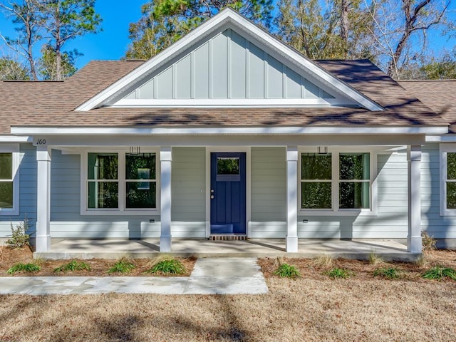 view of front of house featuring covered porch