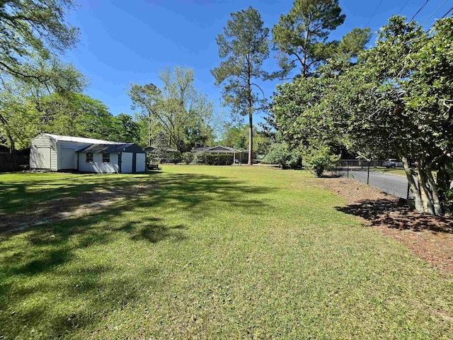 2612 W Tharpe St, Tallahassee, FL 32303 - view of yard featuring a storage shed