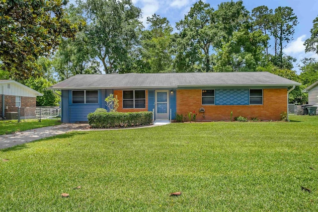 820 Essex Dr, Tallahassee, FL 32304 - single story home featuring central AC unit and brick siding