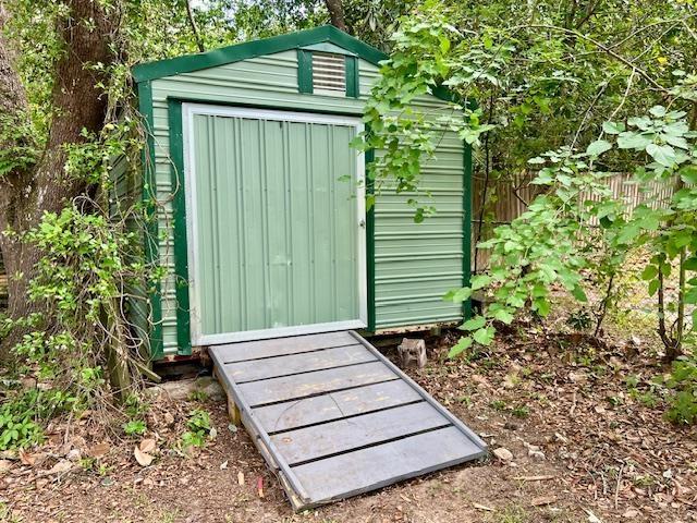 2401 Mexia Ave, Tallahassee, FL 32304 - view of shed featuring fence