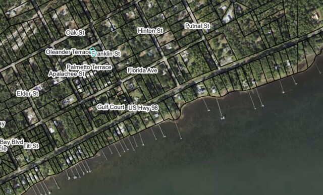 2528 Oleander Ter, Carrabelle, FL 32323