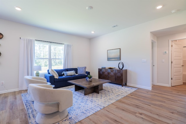 2986 Ervine St, Tallahassee, FL 32308 - living room with light wood-type flooring and recessed lighting