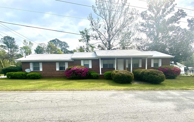 207 SE Thompkins Ave, Madison, FL 32340 - photo 1
