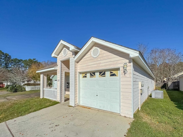 view of front of property with a porch and a front lawn