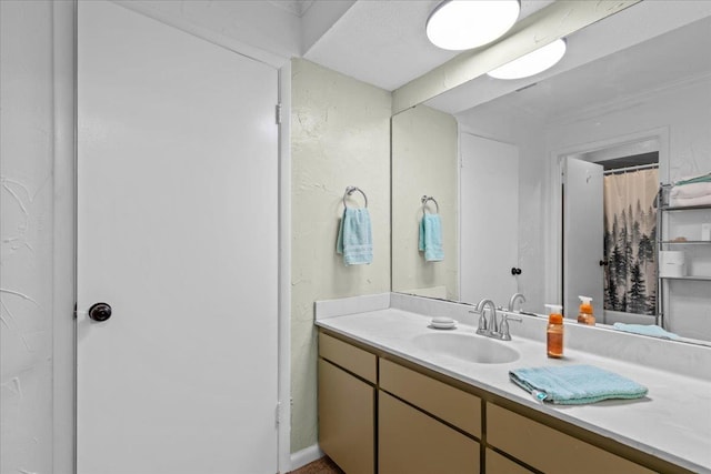 310 Glenridge Rd, Perry, FL 32348 - bathroom with vanity