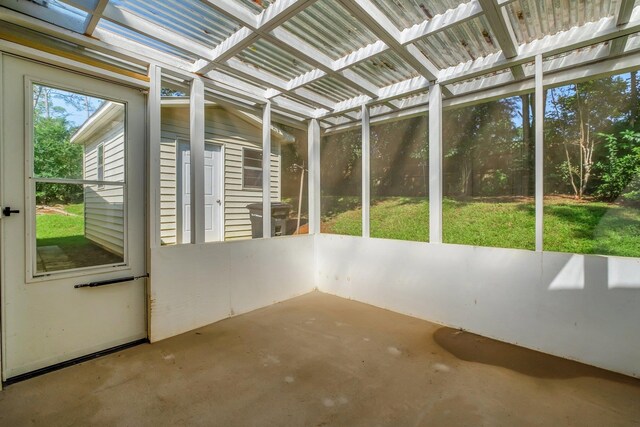 view of unfurnished sunroom