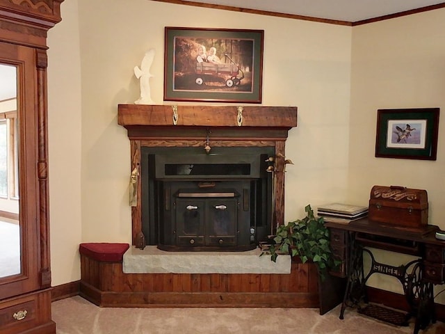 room details with carpet and ornamental molding