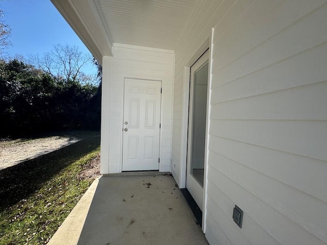 view of property entrance