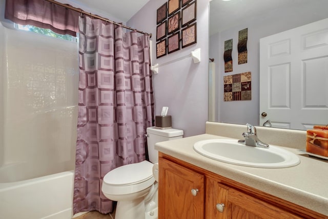 5529 Green Meadows Ct, Tallahassee, FL 32303 - full bath featuring vanity and shower / tub combo with curtain