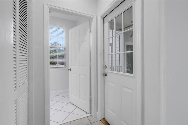 2123 Fernleigh Dr, Tallahassee, FL 32311 - entryway featuring light tile patterned floors