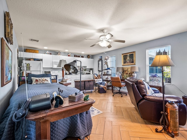 2123 Fernleigh Dr, Tallahassee, FL 32311 - living room with a ceiling fan and a textured ceiling