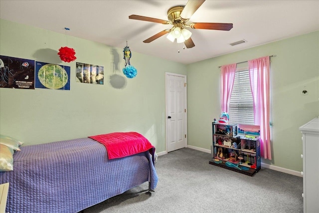 bedroom featuring carpet and ceiling fan