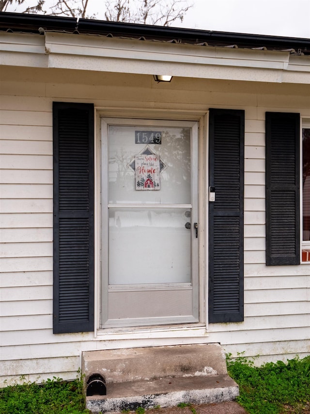 view of entrance to property