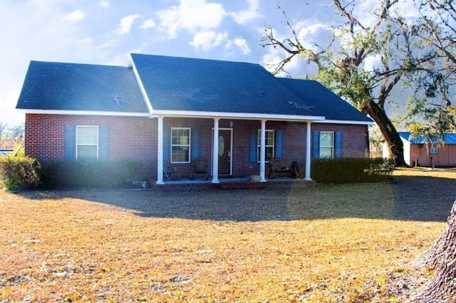 view of front facade with covered porch