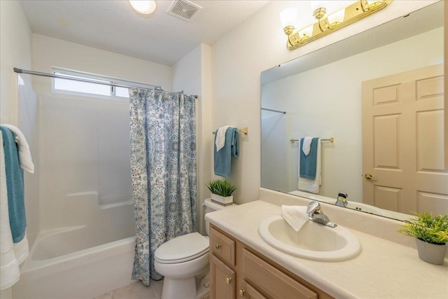 full bathroom featuring a textured ceiling, toilet, vanity, visible vents, and shower / bathtub combination with curtain