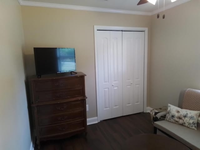 88 Wildwood Dr, Crawfordville, FL 32327 - sitting room with dark wood-type flooring, a ceiling fan, and crown molding